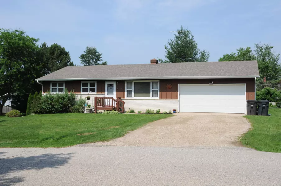 N1561 Bluebird Dr, Linn, WI 53147