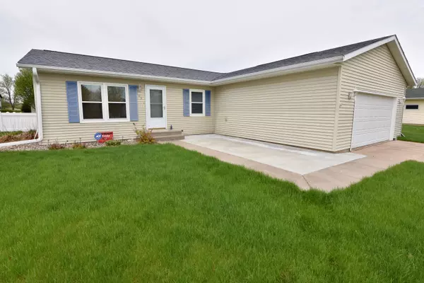 203 Hattan St, Bangor, WI 54614