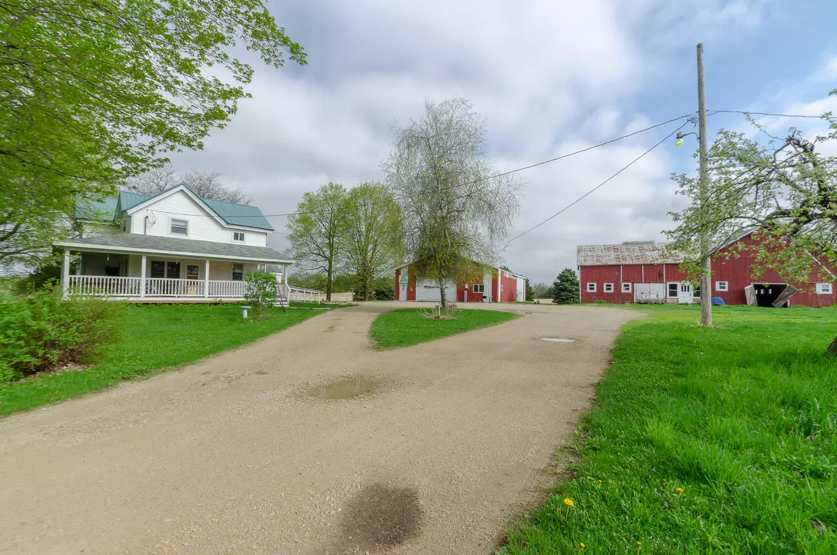 Oakland, WI 53538,W8882 State Rd 12