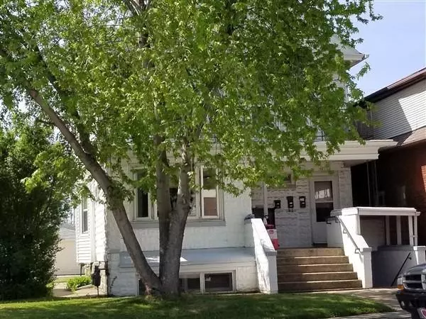 5815 W National Ave, West Allis, WI 53214