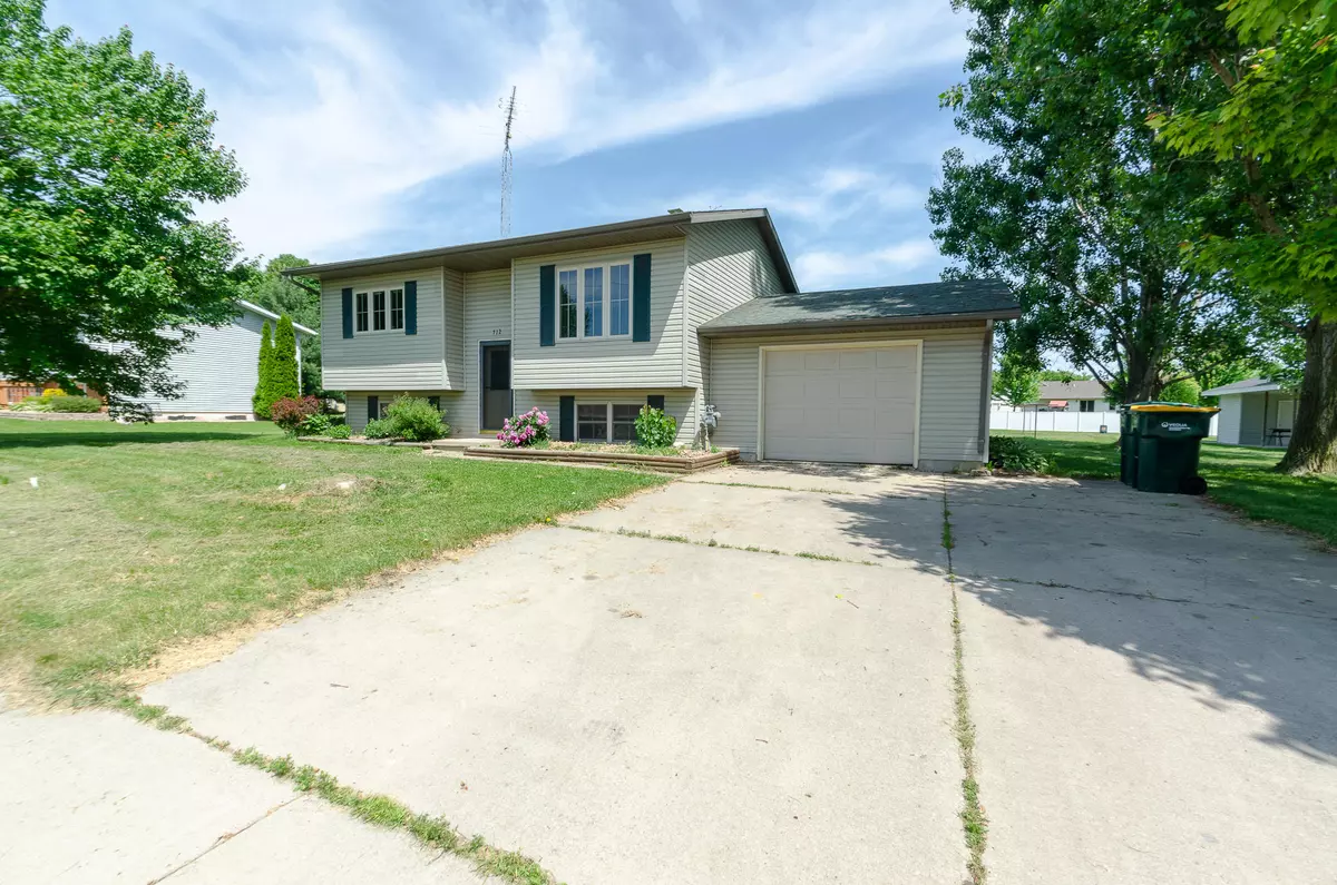 Waupun, WI 53963,712 Buwalda Dr
