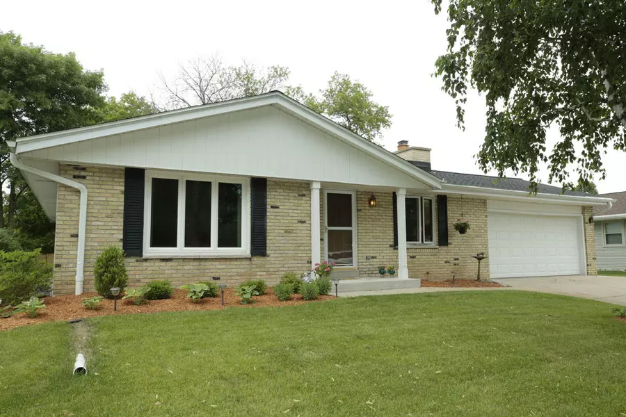 5265 S 24th ST, Milwaukee, WI 53221