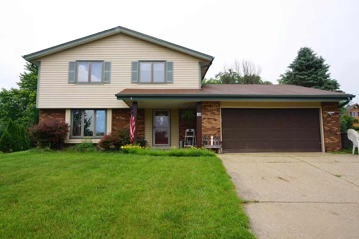 Mukwonago, WI 53149,1255 Crown Ct