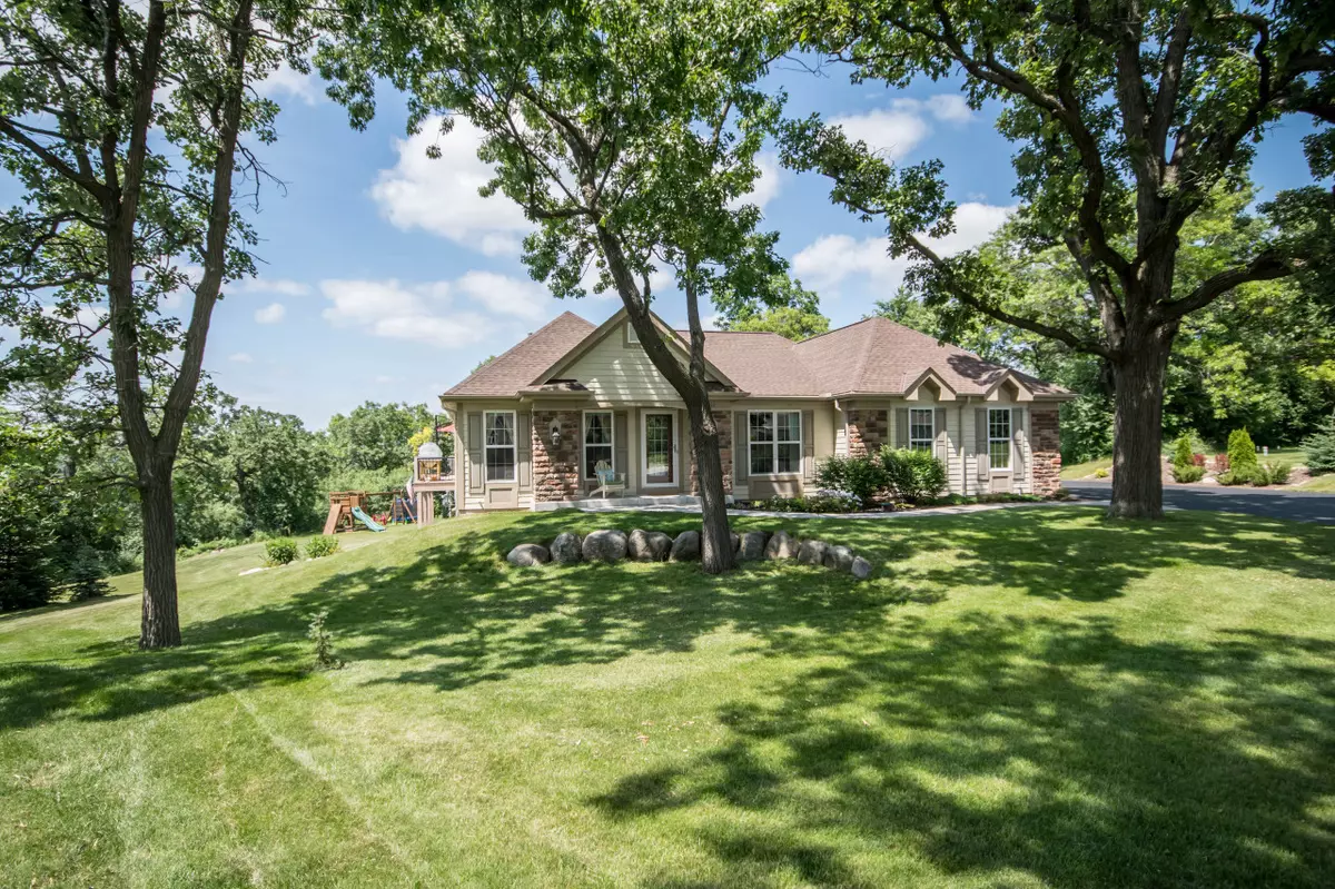 Wales, WI 53183,211 Kummrow Ct