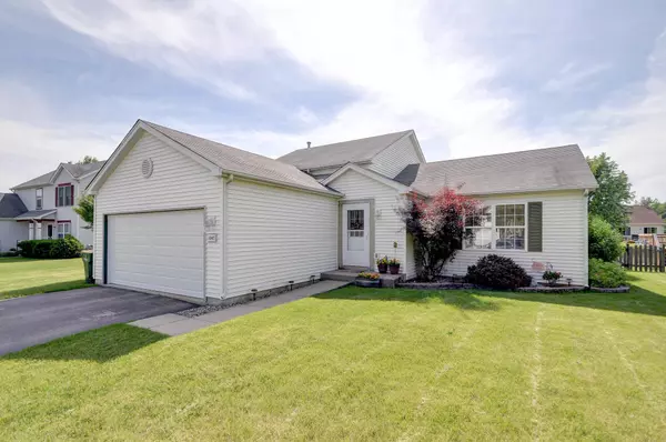 1043 Mallard Ln, Genoa City, WI 53128