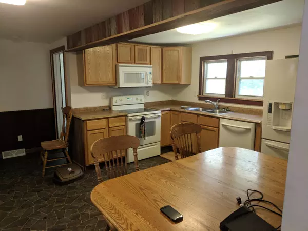 23710 Burmeister Rd, Norway, WI 53182