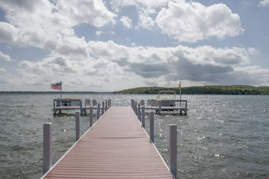335 Wrigley Dr Unit 404, Lake Geneva, WI 53147