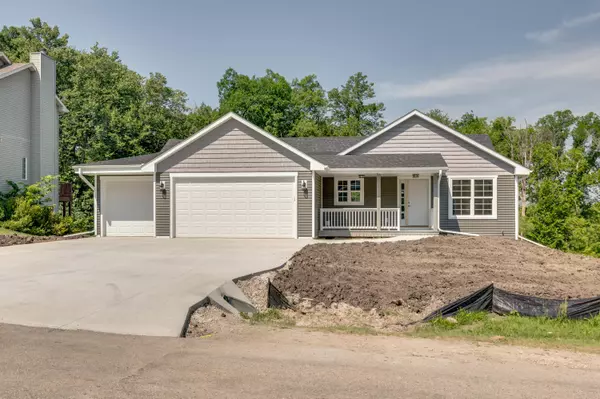 2027 Matthew Ave, Twin Lakes, WI 53181