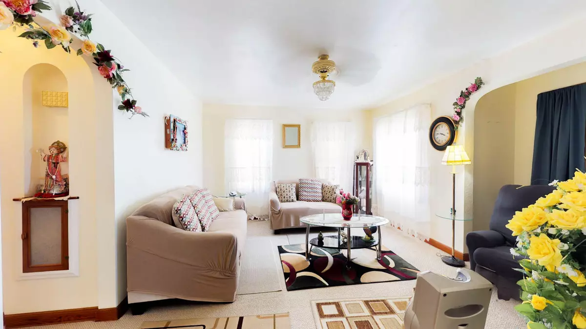 Milwaukee, WI 53215,3125 S 23rd St