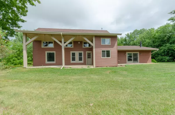 W916 County Road CI, Sullivan, WI 53156