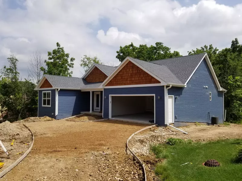 901 Platt Ave, Lake Geneva, WI 53147