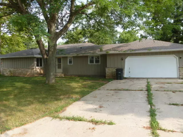 5160 N Detrie Ct, Butler, WI 53007