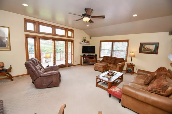 Mukwonago, WI 53149,W329S7051 Oak Knoll Dr