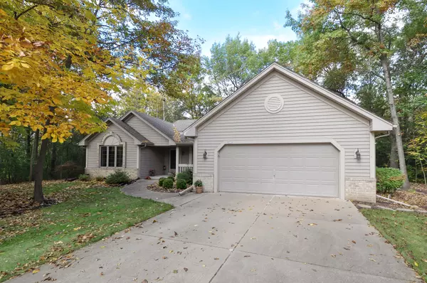 Franklin, WI 53132,8514 W Blackbird Ct