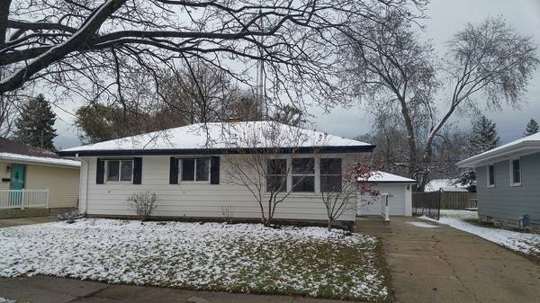 8225 26th Ave, Kenosha, WI 53143