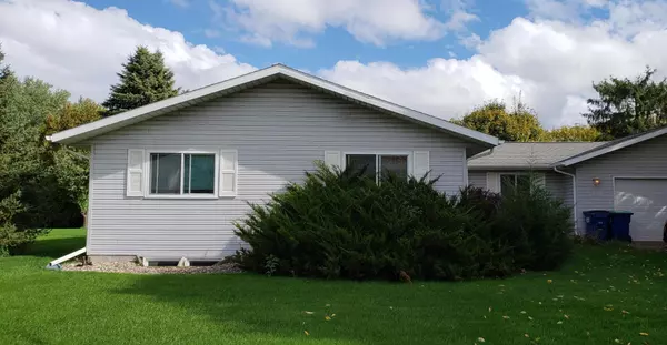 2604 Thomas St, Campbell, WI 54603