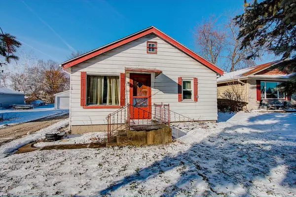Greenfield, WI 53221,5963 S 32nd St