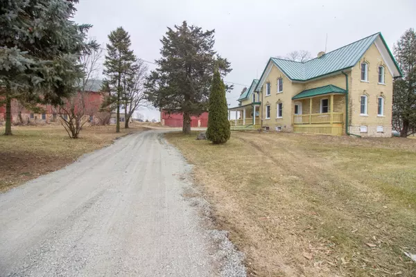 W3882 State Road 33, Hubbard, WI 53032