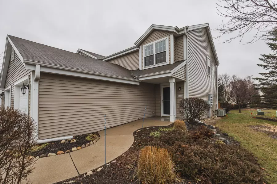 2159 E Broadway Unit D, Waukesha, WI 53186