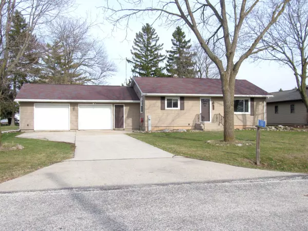 931 Landis St, Rockland, WI 54207