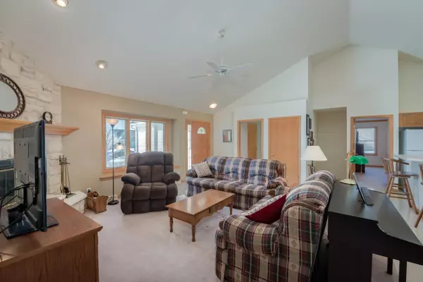 Muskego, WI 53150,S76W17050 Deer Creek Ct