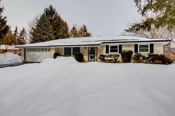 10310 W Ridge Rd, Hales Corners, WI 53130