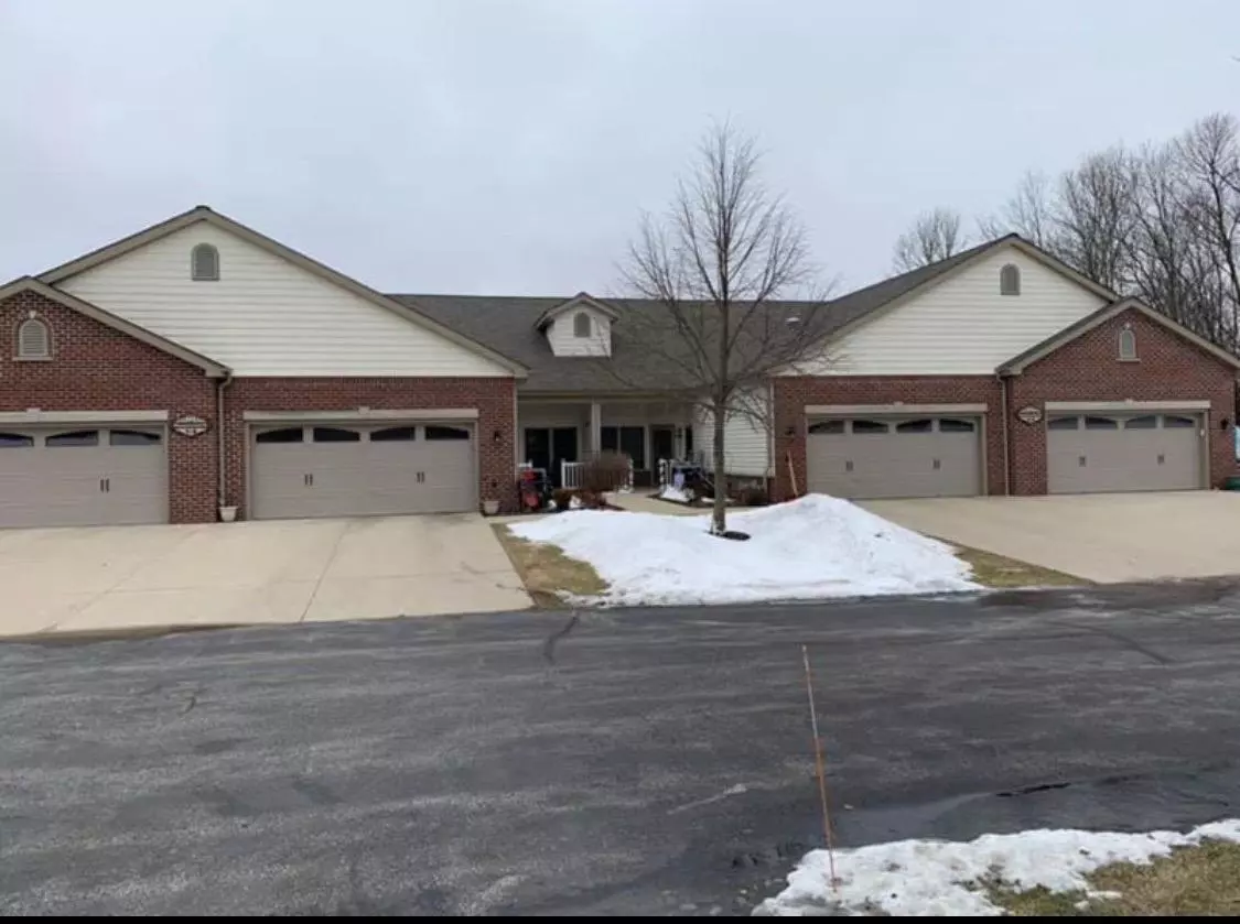Kewaskum, WI 53040,652 Pleasantwood Dr Unit 3