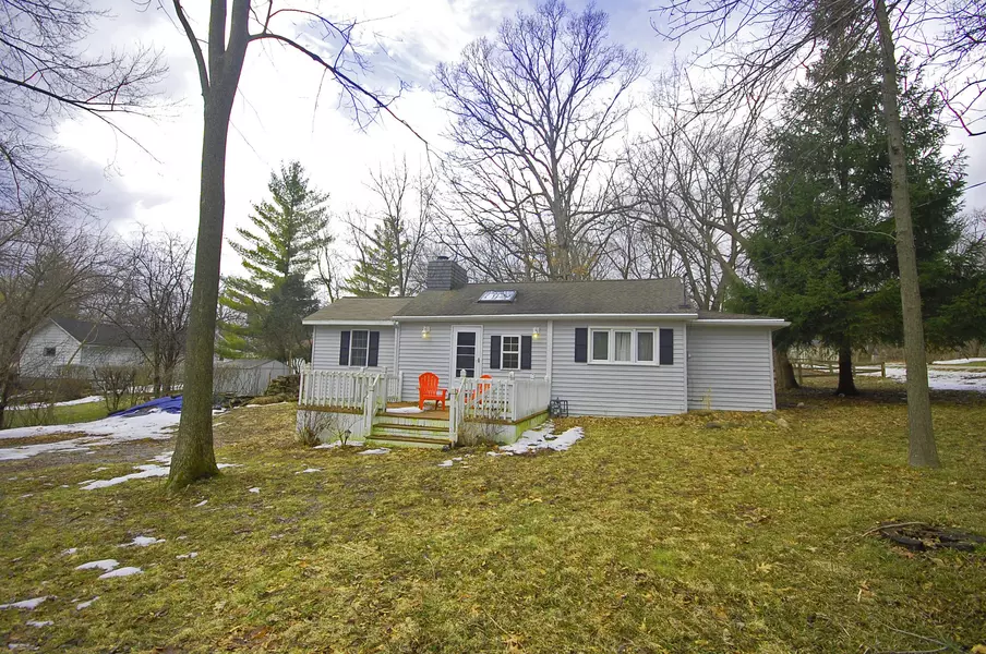 N3145 Satinwood Rd, Geneva, WI 53147