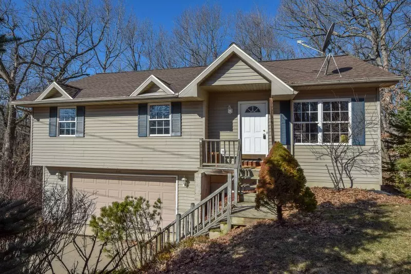N3221 Ridge Rd, Geneva, WI 53147