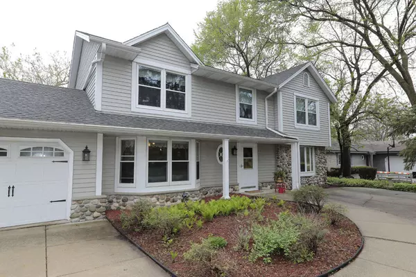11821 W Edgerton Ave, Hales Corners, WI 53130