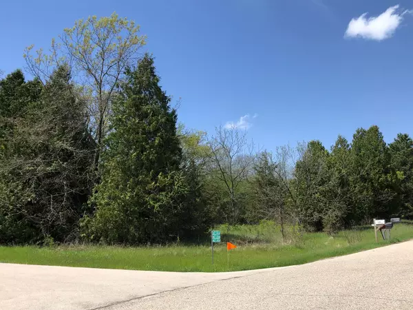 Genesee, WI 53118,W337S4031 Hidden Valley Dr