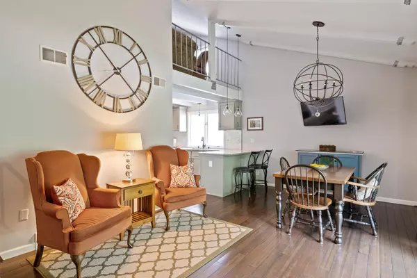 N17W5403 Garfield Ct, Cedarburg, WI 53012