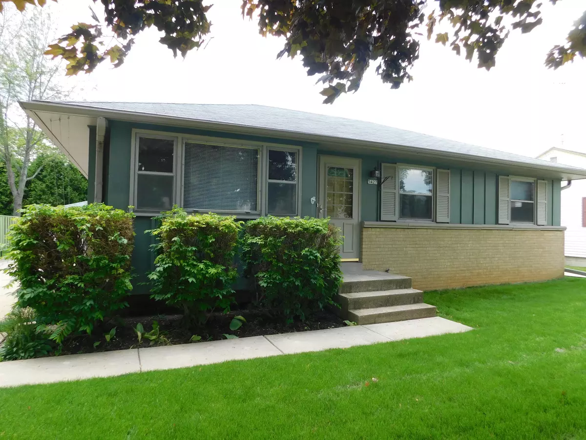 Hales Corners, WI 53130,5427 S 112th St
