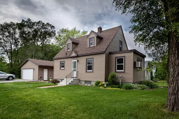 203 Goddard St, Campbell, WI 54603