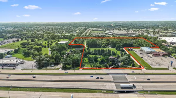 Oshkosh, WI 54904,765 N Washburn St