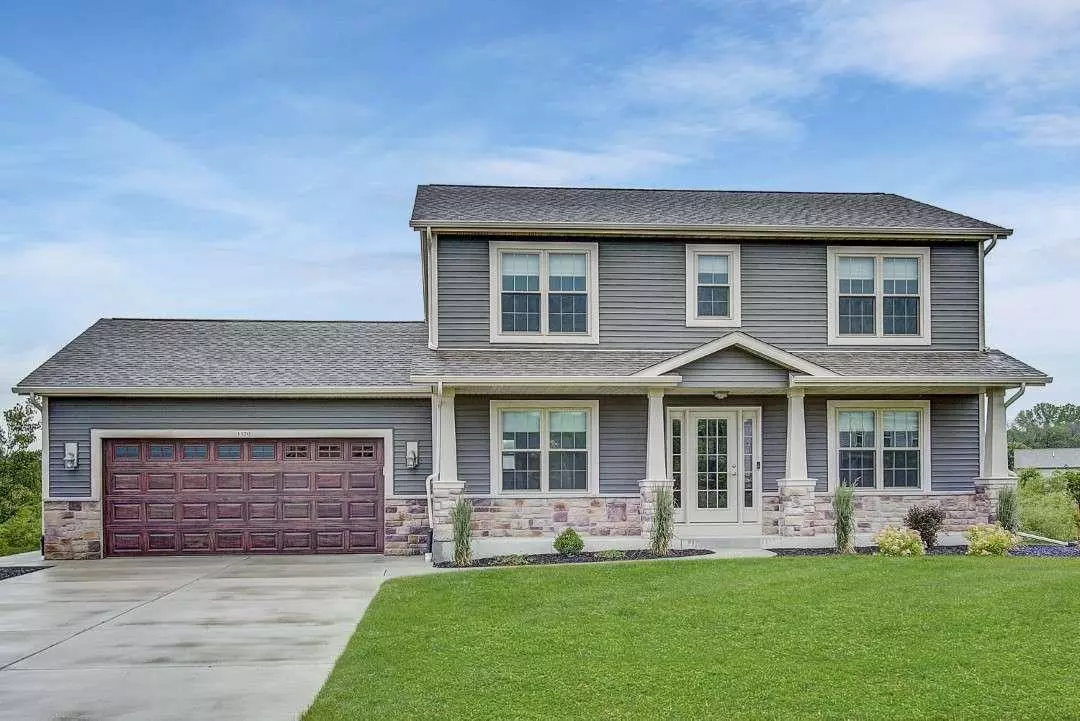 Johnson Creek, WI 53094,1120 Red Oak Cir
