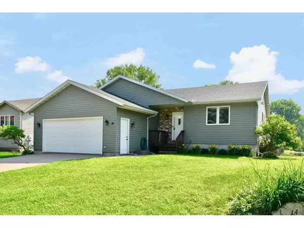 14 Fairfax St, Winona, MN 55987