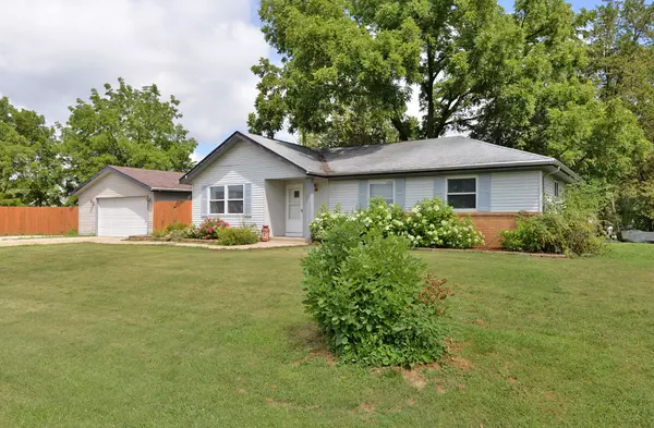 26314 Fries Ln, Norway, WI 53185