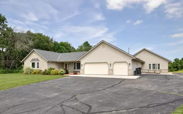 4433 Division Rd, Norway, WI 53185
