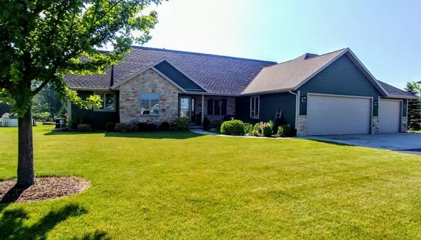 Barton, WI 53090,6621 Canyon Ln