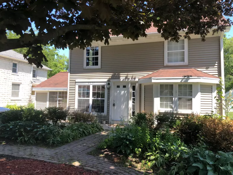 1117 Lake Geneva Blvd, Lake Geneva, WI 53147