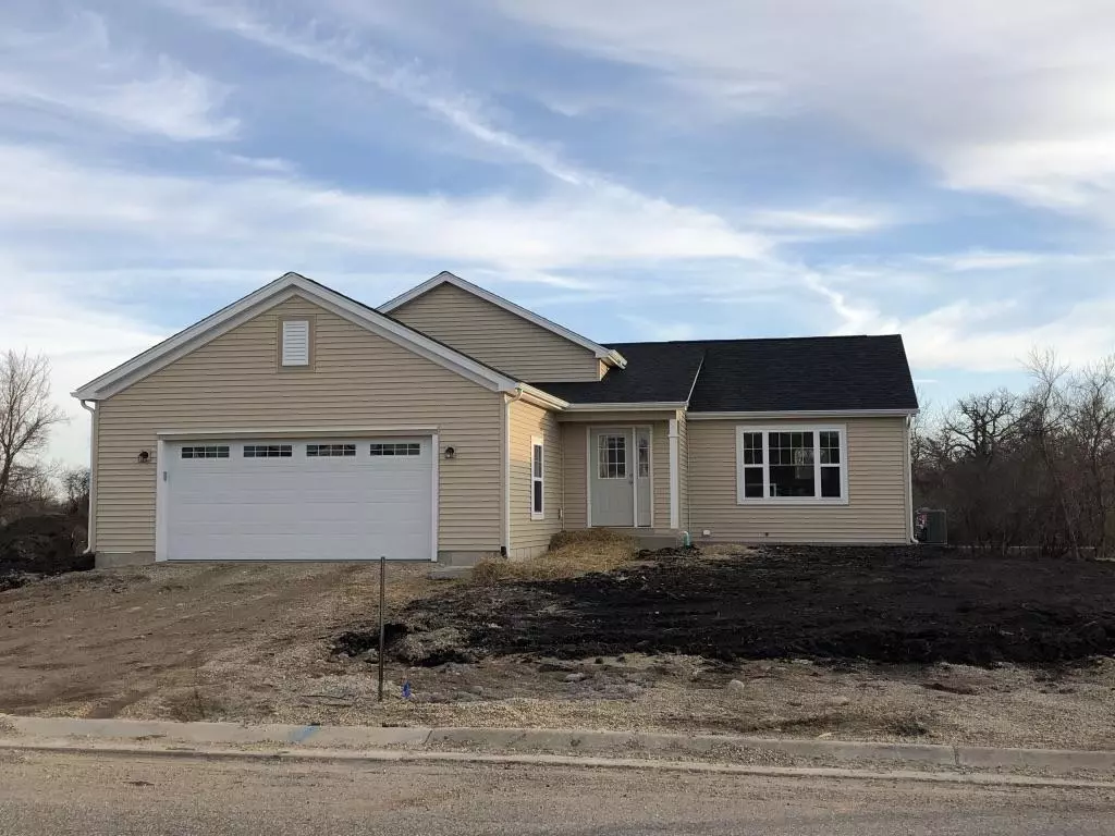 Elkhorn, WI 53121,1511 E Longneedle Ln