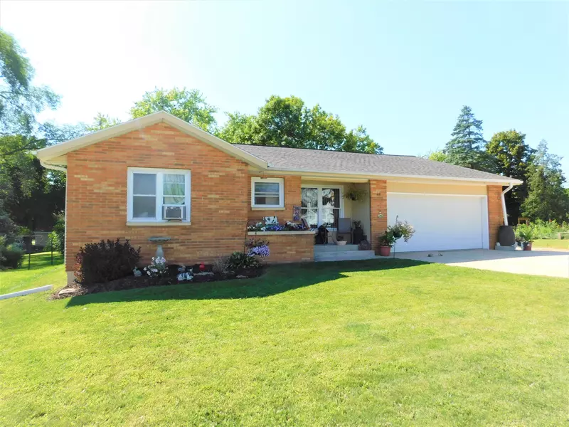 221 Seifert St, Adell, WI 53001