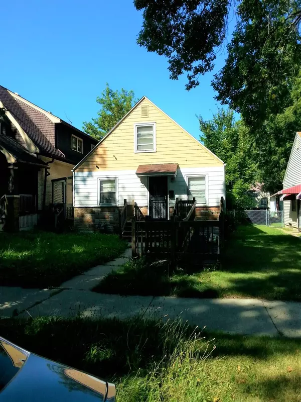 3747 N 38th St, Milwaukee, WI 53216