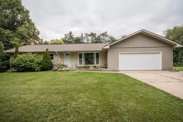 Palmyra, WI 53156,140 Burr Oak St