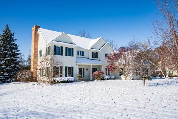 4423 W Squire Rd, Mequon, WI 53092