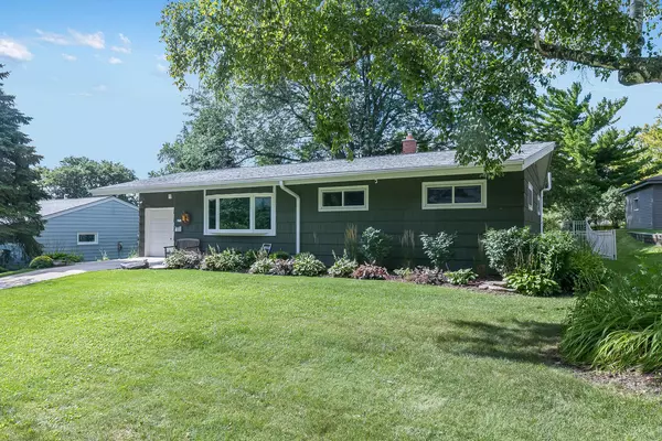 Greendale, WI 53129,6711 Daffodil Ln