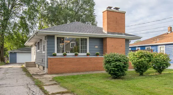 3351 E Mallory Ave, Cudahy, WI 53110