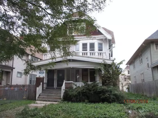 2750 N 41st St Unit 2752, Milwaukee, WI 53210