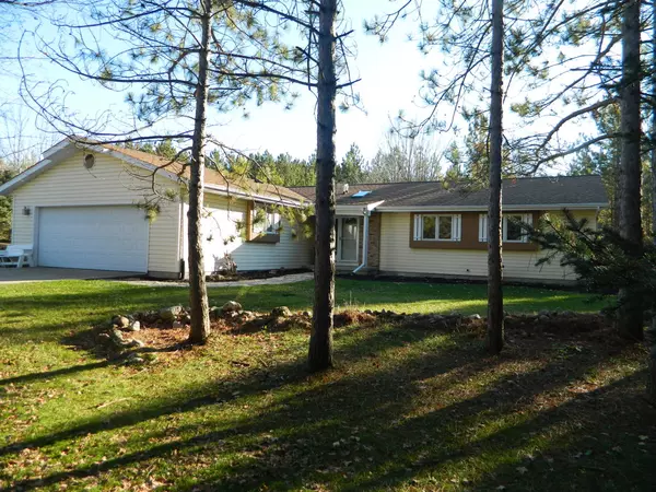 2645 Newark Dr, Barton, WI 53090